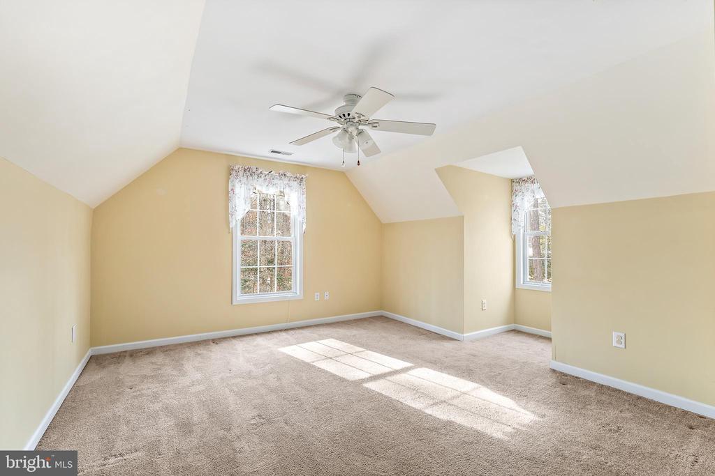 51 YORK COVE