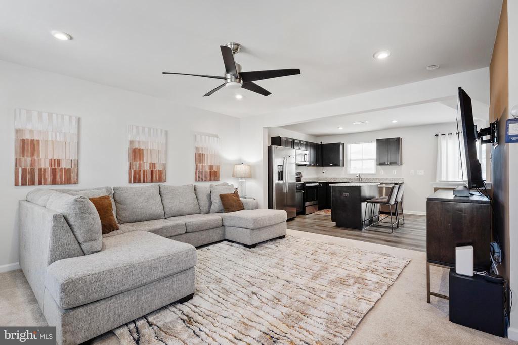 7208 SENATE WAY