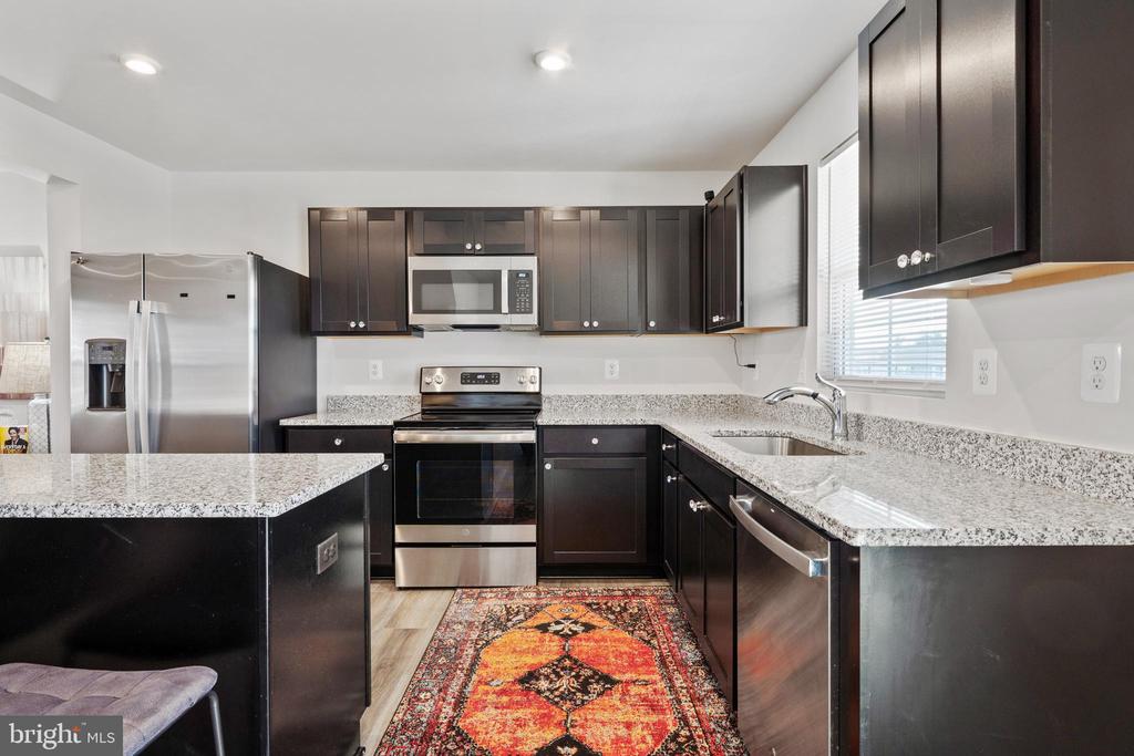 7208 SENATE WAY