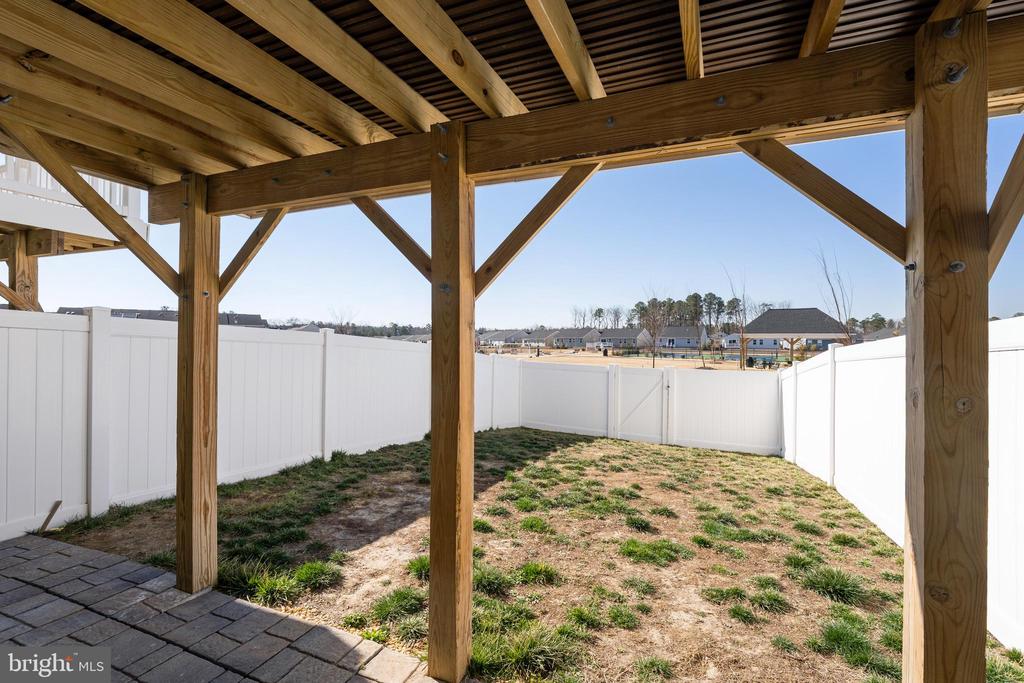 7208 SENATE WAY
