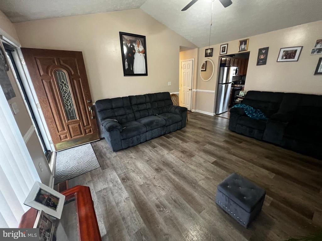 421 DURHAM DRIVE