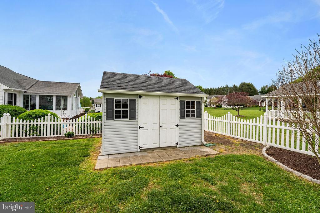 172 MEADOW LANE