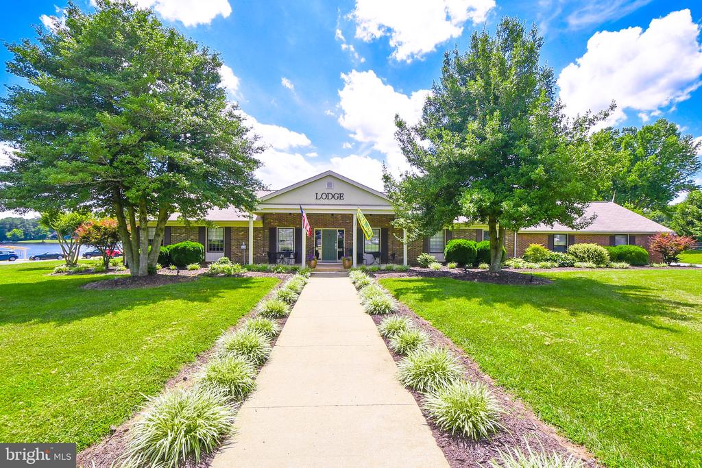 1 STAFFORD COVE