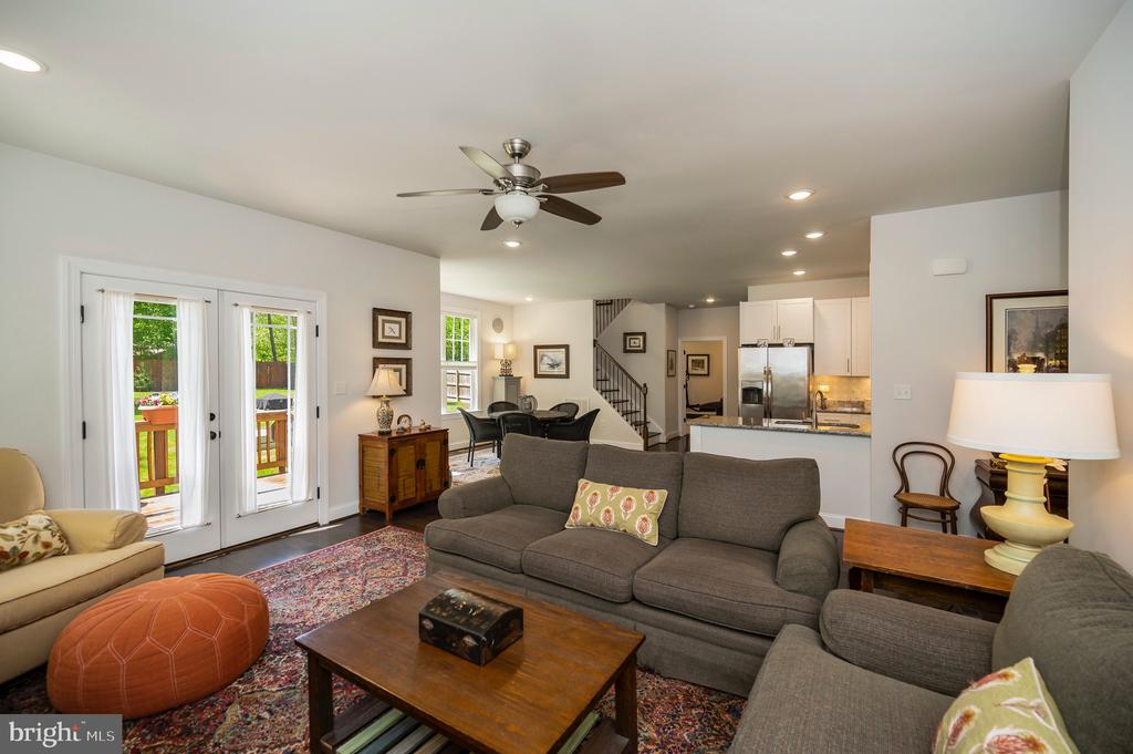 1 STAFFORD COVE