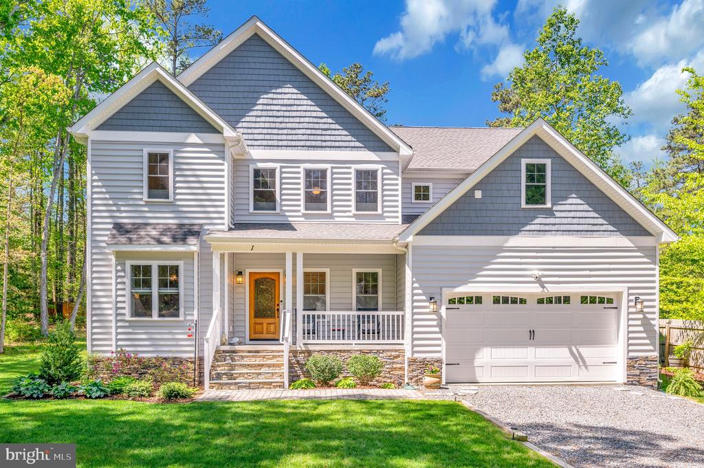 1 STAFFORD COVE