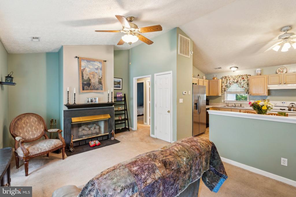721 CANTERBURY DRIVE