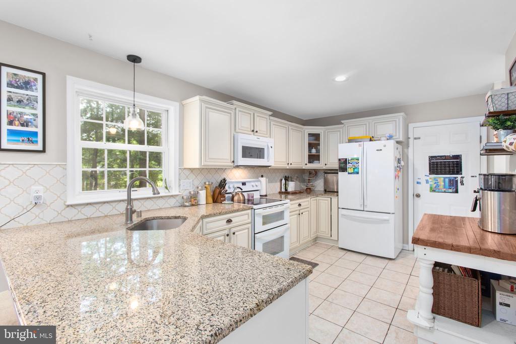 273 DEVON DRIVE