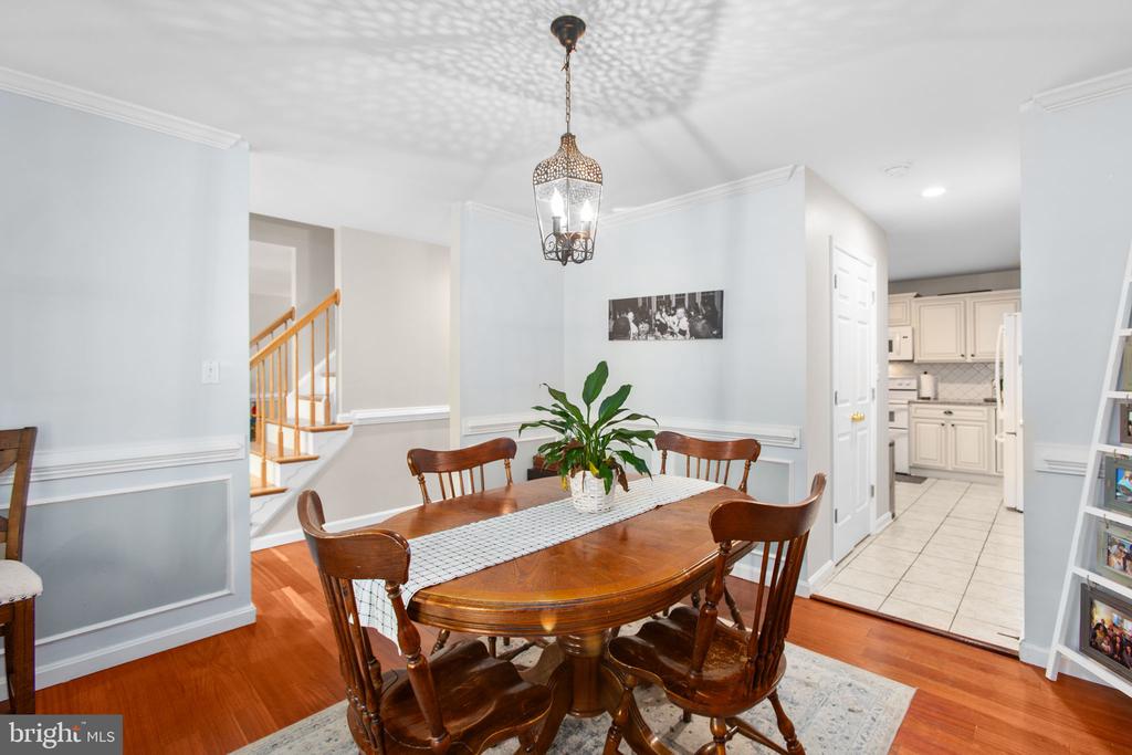 273 DEVON DRIVE