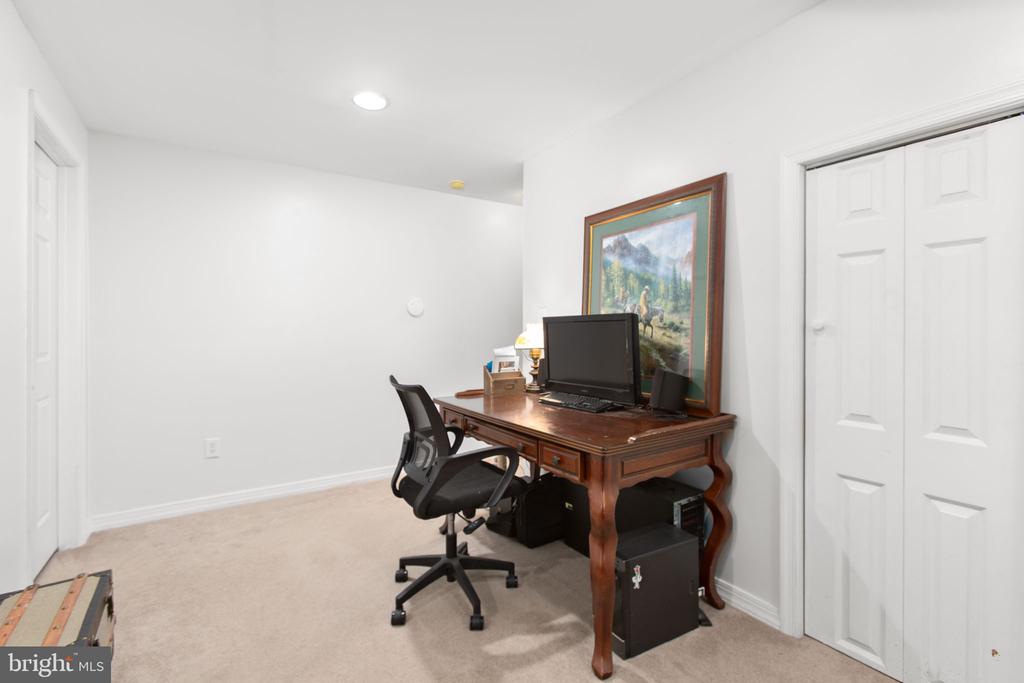 273 DEVON DRIVE