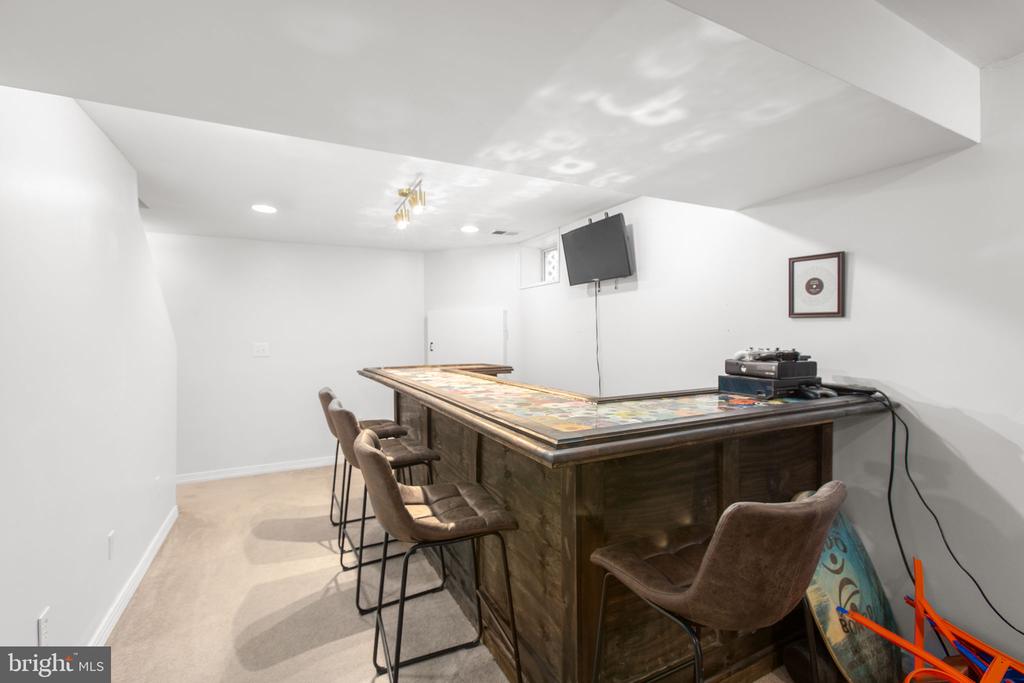 273 DEVON DRIVE