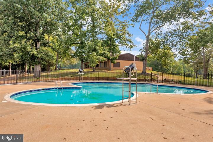273 DEVON DRIVE