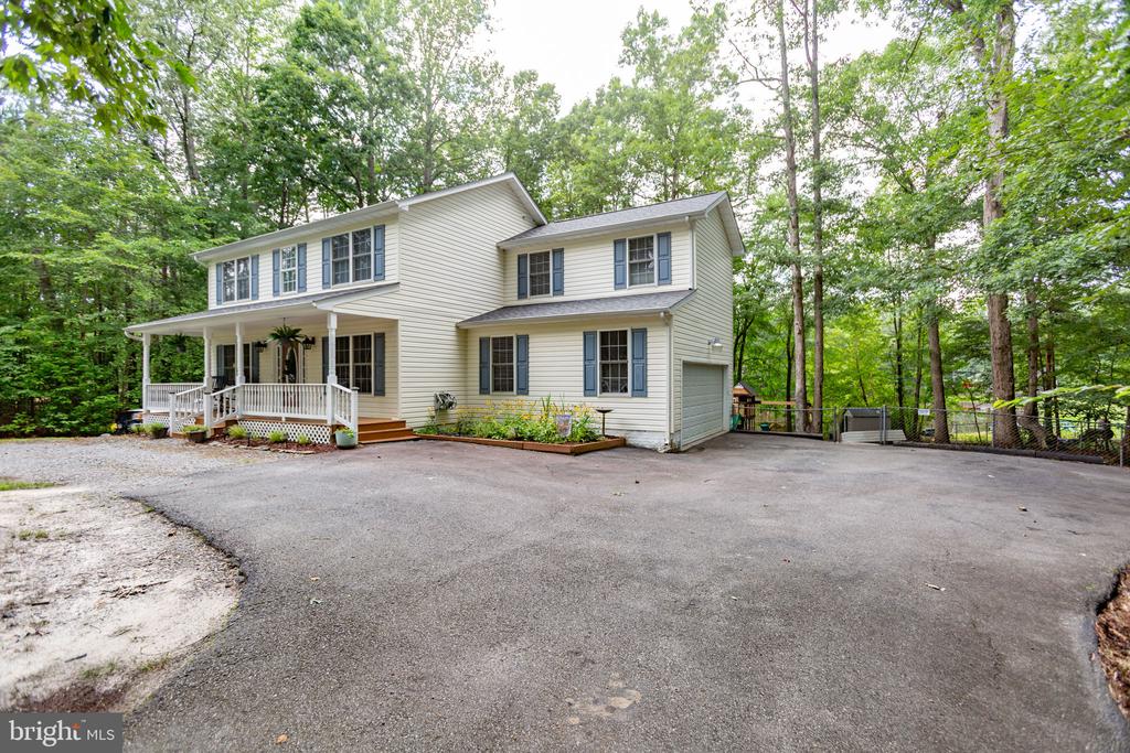 273 DEVON DRIVE
