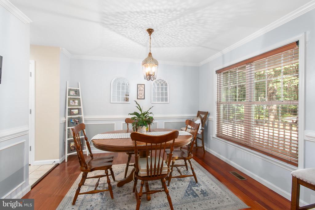273 DEVON DRIVE