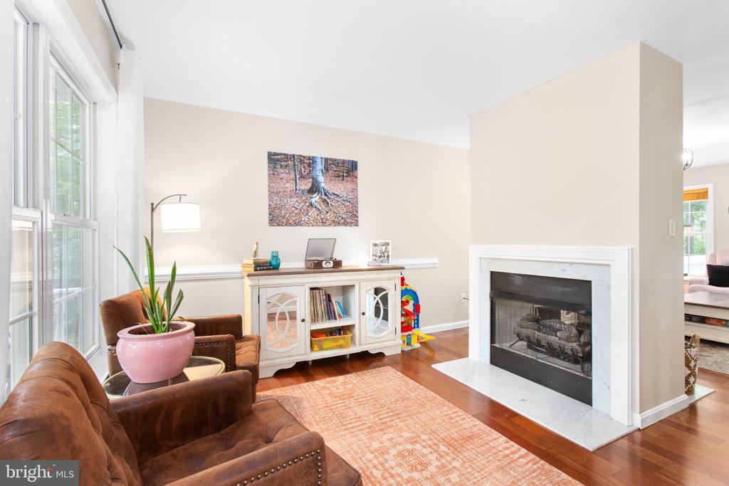 273 DEVON DRIVE