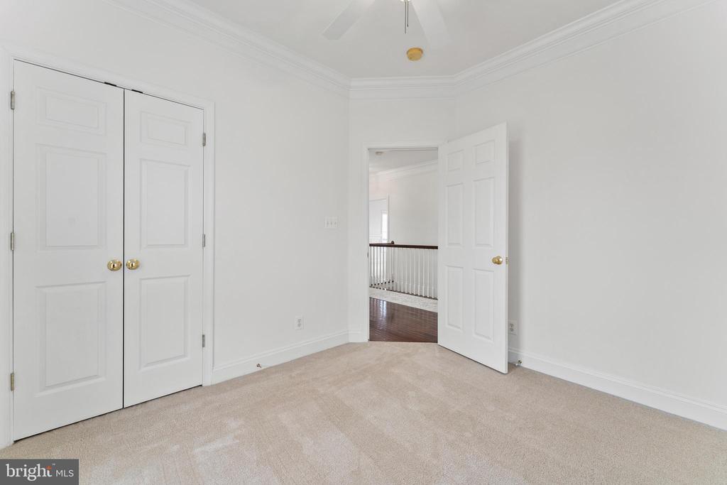7230 JOHN TAYLOR MEWS