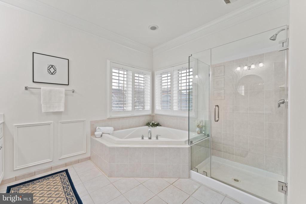 7230 JOHN TAYLOR MEWS