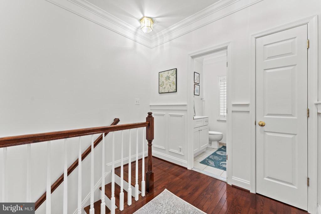 7230 JOHN TAYLOR MEWS