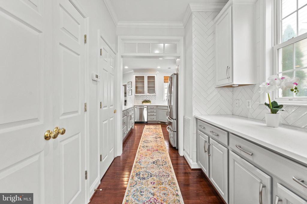 7230 JOHN TAYLOR MEWS
