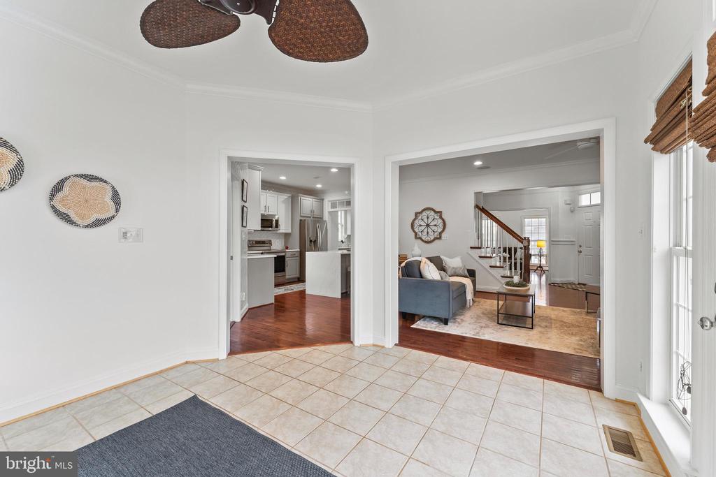 7230 JOHN TAYLOR MEWS