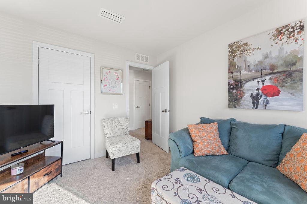18368 CENTENNIAL CIRCLE