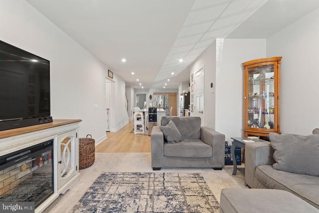 18368 CENTENNIAL CIRCLE