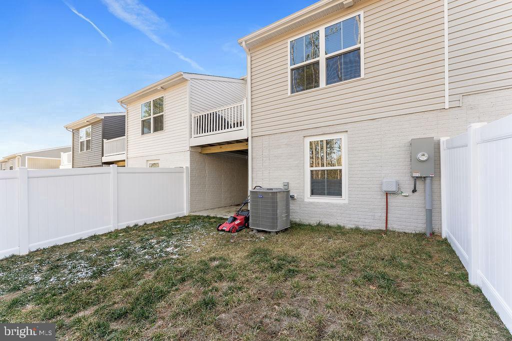18368 CENTENNIAL CIRCLE