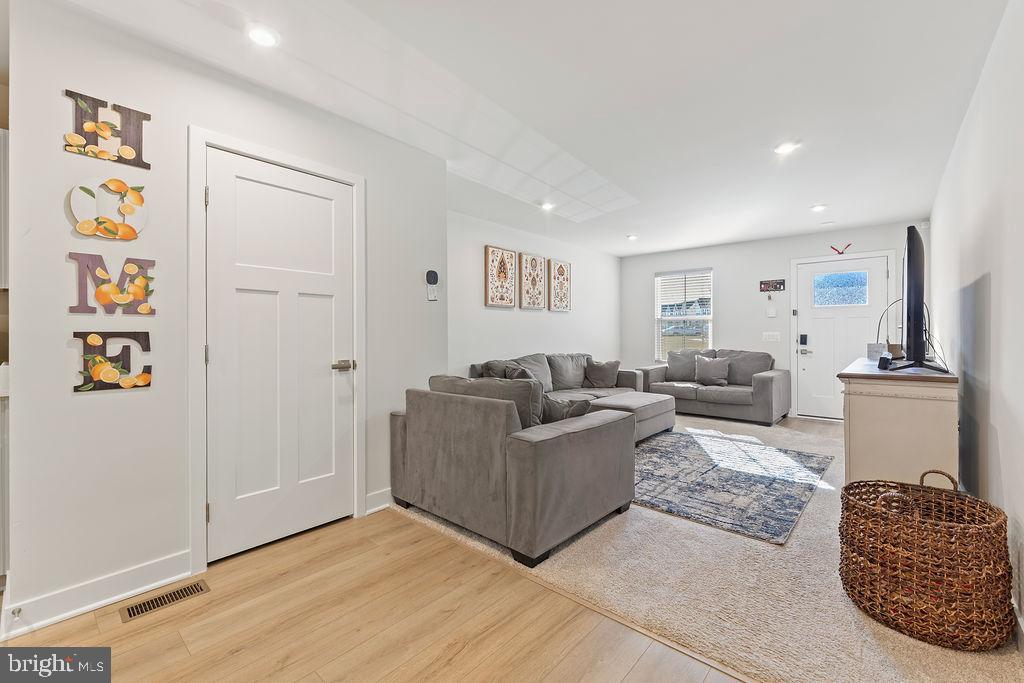 18368 CENTENNIAL CIRCLE