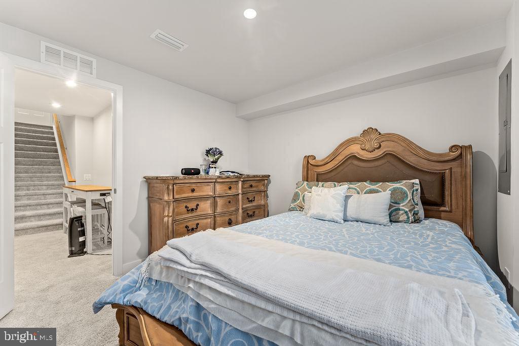 18368 CENTENNIAL CIRCLE