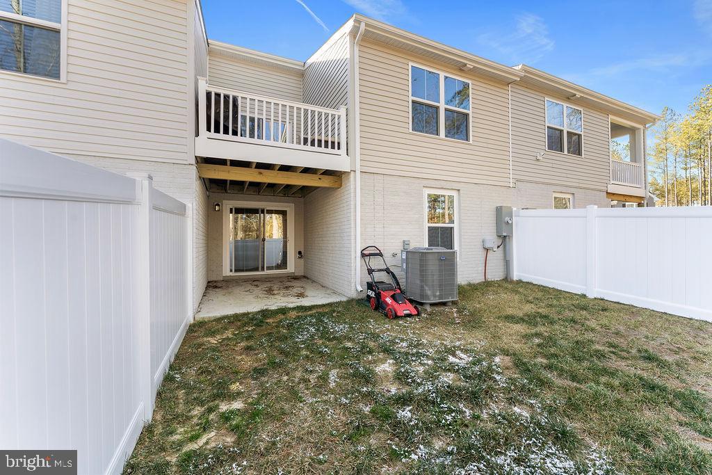 18368 CENTENNIAL CIRCLE