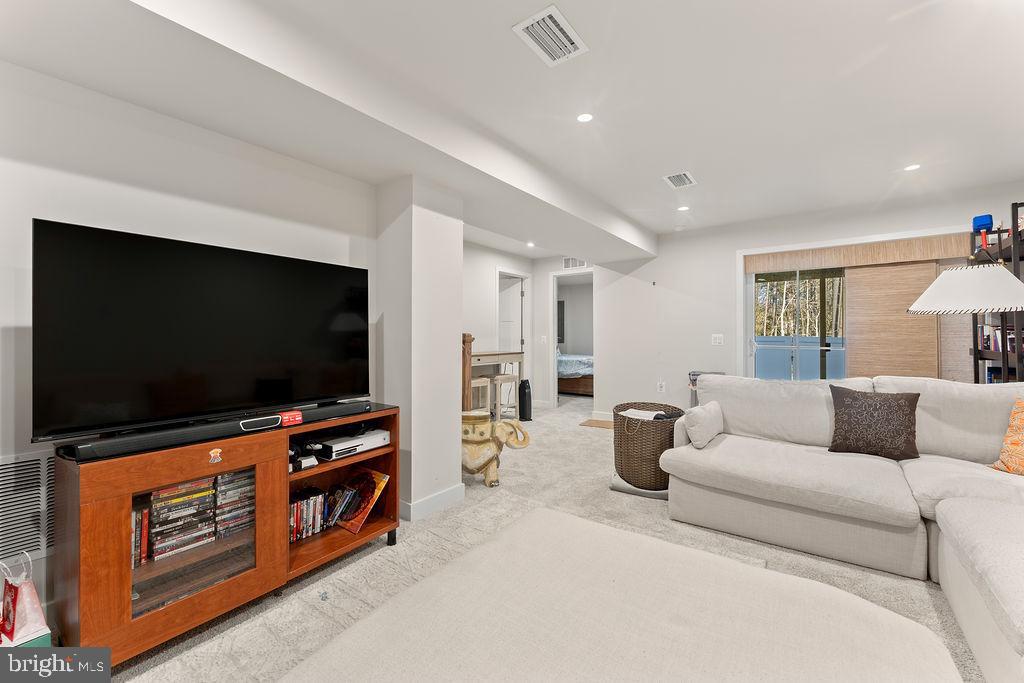 18368 CENTENNIAL CIRCLE