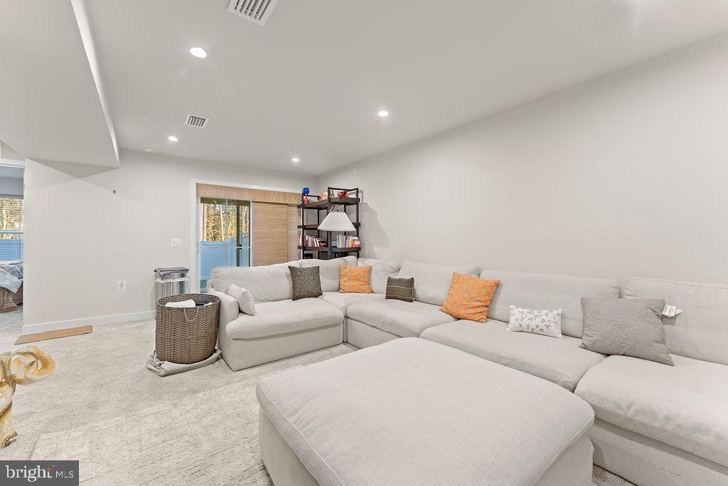 18368 CENTENNIAL CIRCLE