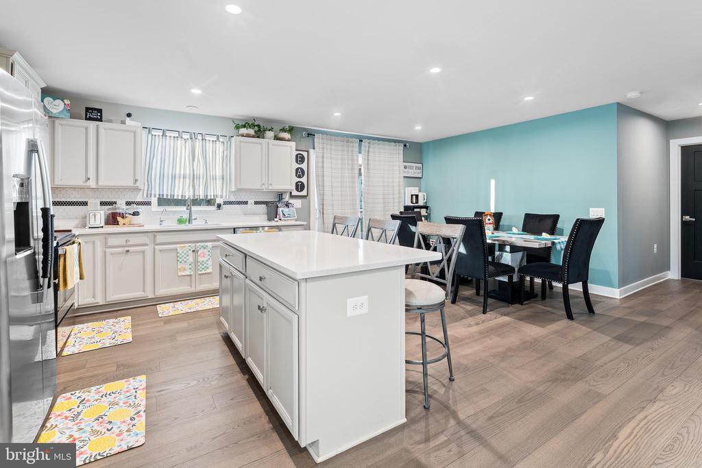 18261 SIGNATURE WAY