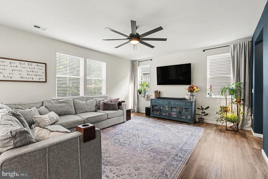 7109 STATE WAY
