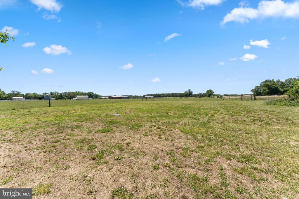 9256 STONEWALL JACKSON ROAD