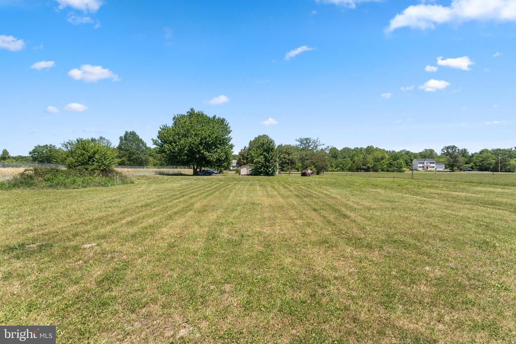 9256 STONEWALL JACKSON ROAD