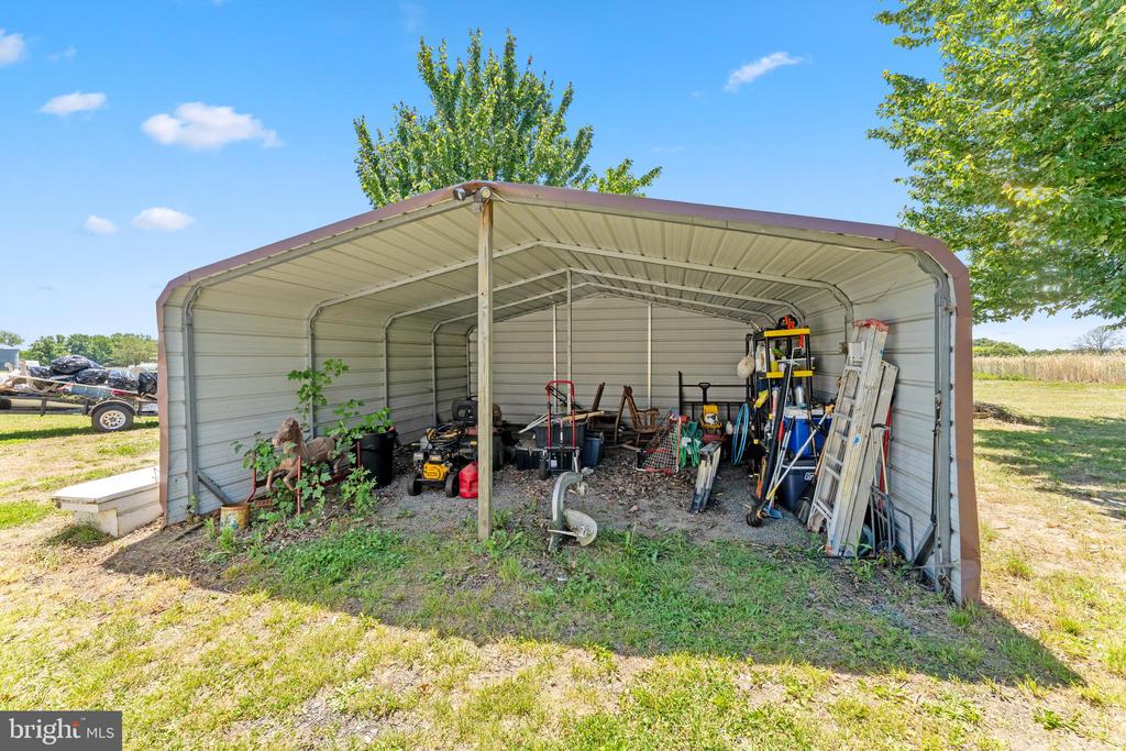 9256 STONEWALL JACKSON ROAD