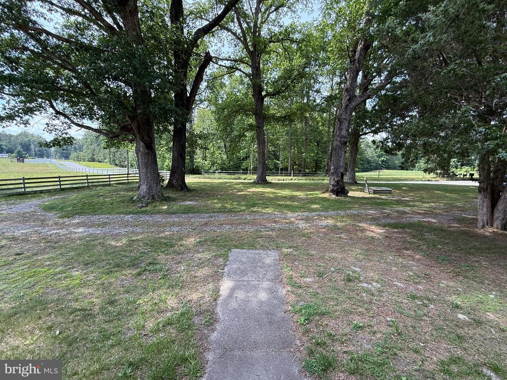 14192 DEVILS THREE JUMP ROAD