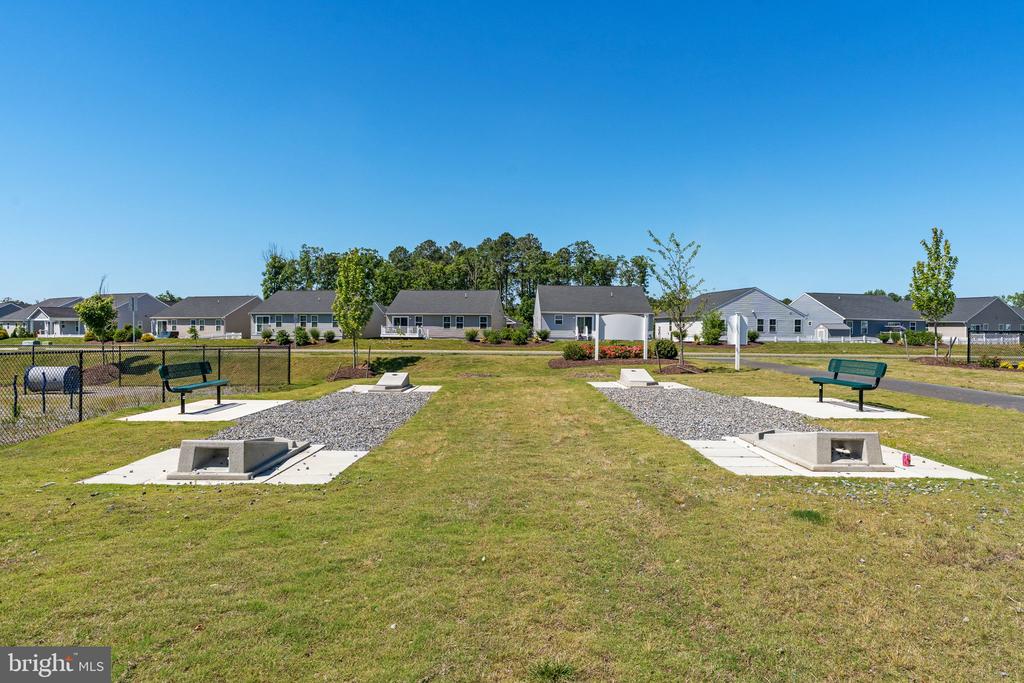 7323 LEGACY LANE