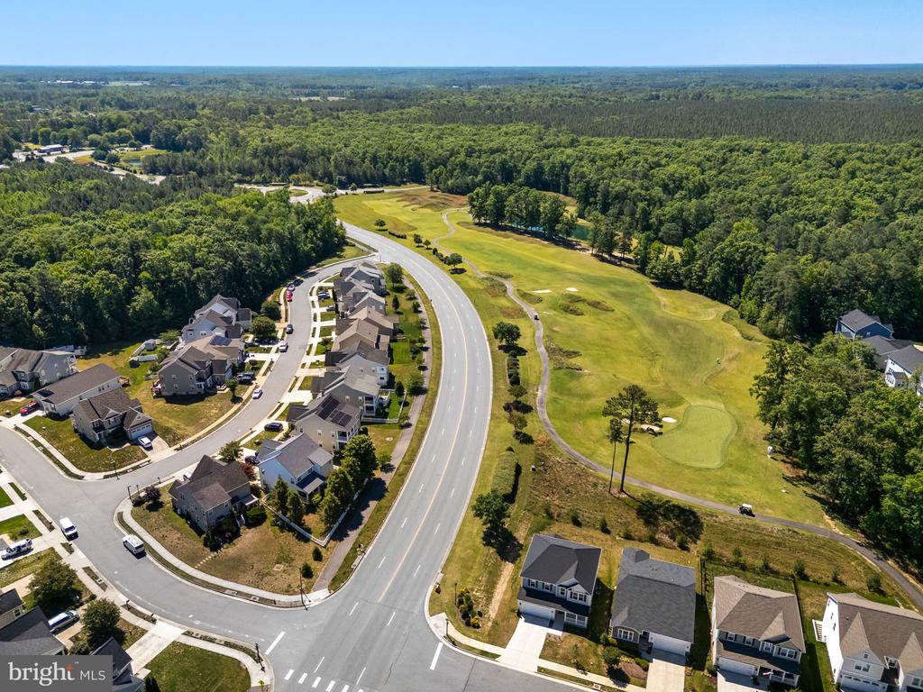 7323 LEGACY LANE