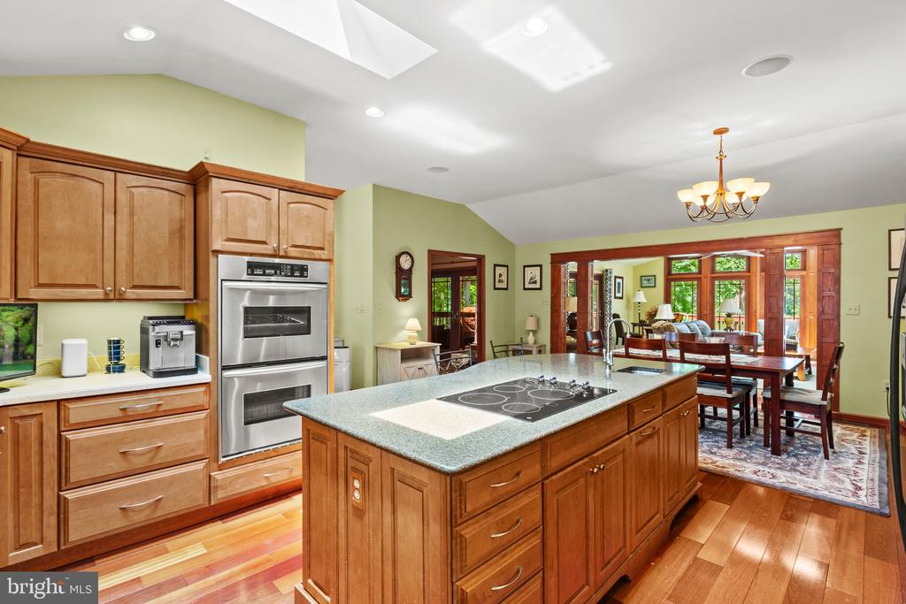 322 LAKE CAROLINE DRIVE