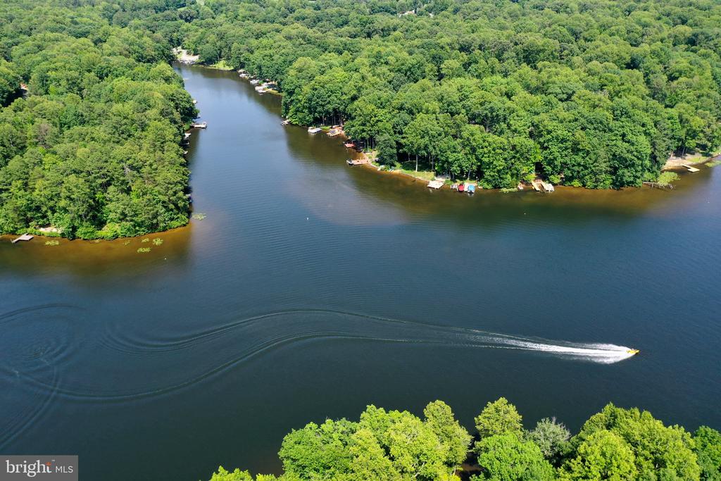 322 LAKE CAROLINE DRIVE