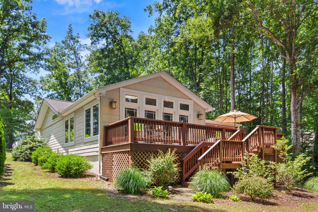 322 LAKE CAROLINE DRIVE