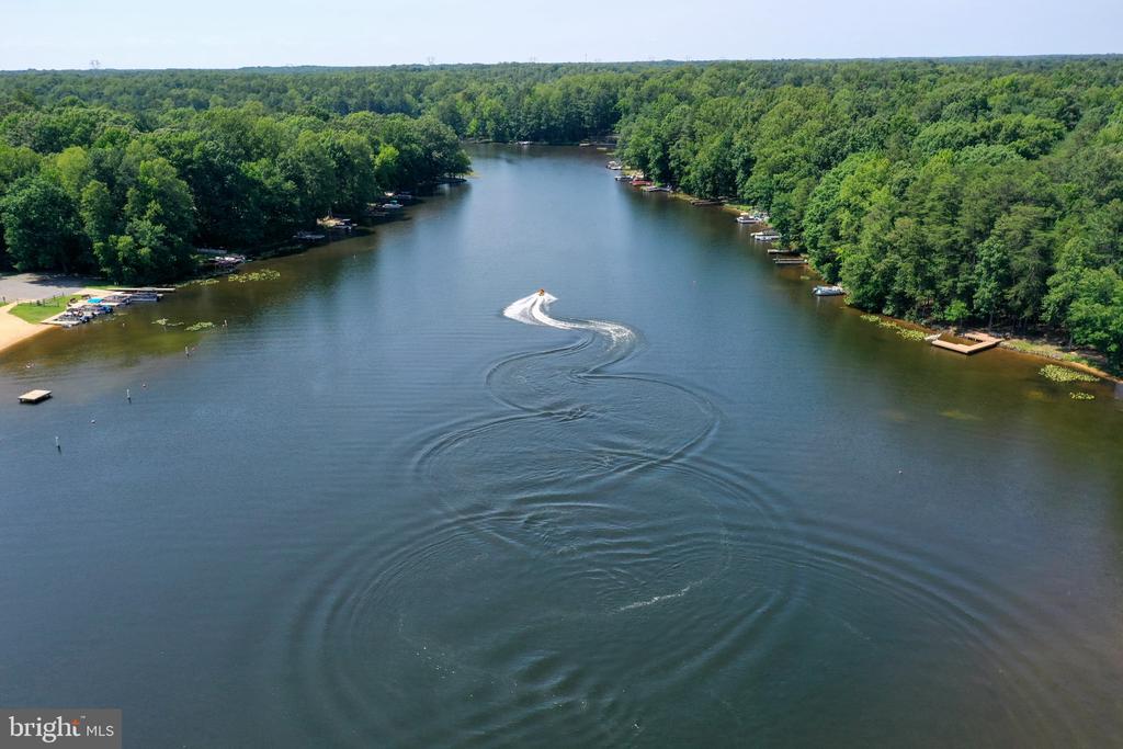 322 LAKE CAROLINE DRIVE