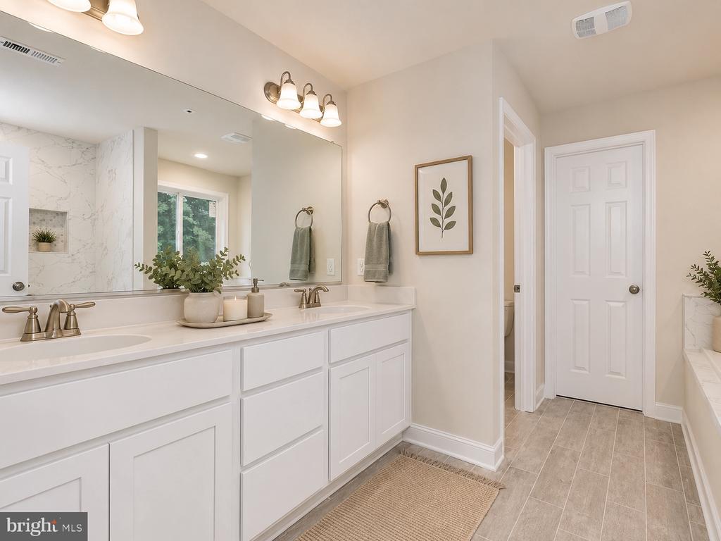 813 MOOREFIELD DRIVE