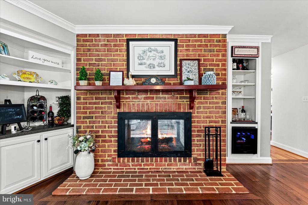 29475 GOOSE POINT COURT