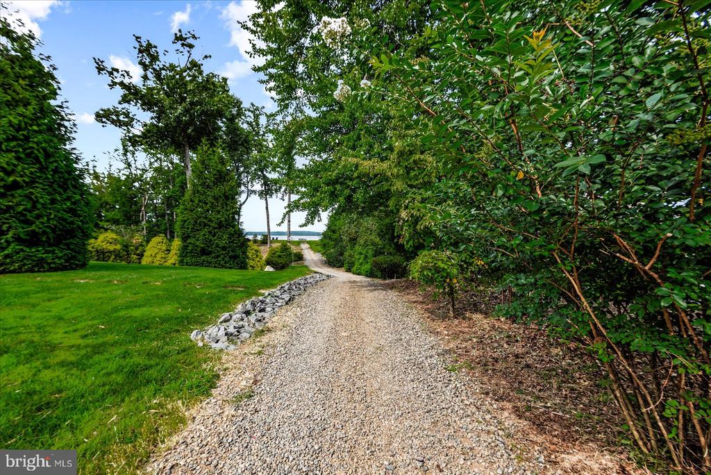 29475 GOOSE POINT COURT