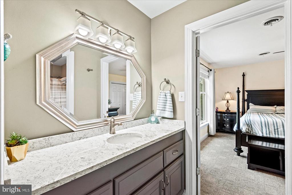 29475 GOOSE POINT COURT