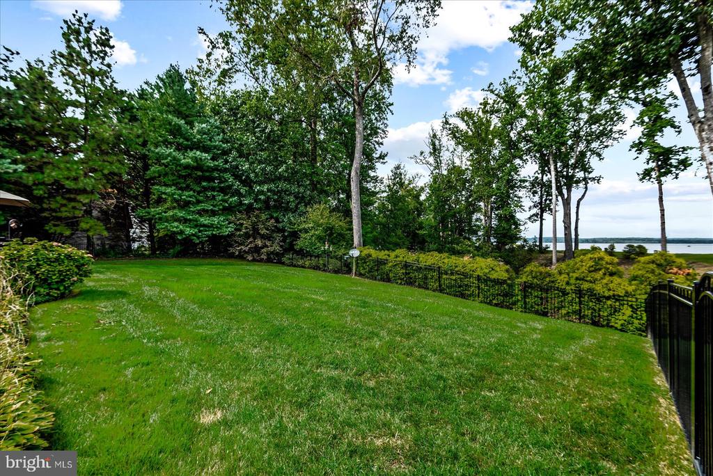 29475 GOOSE POINT COURT