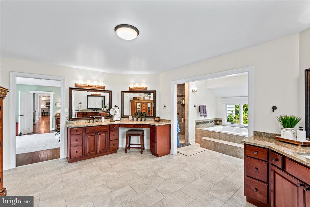 29475 GOOSE POINT COURT