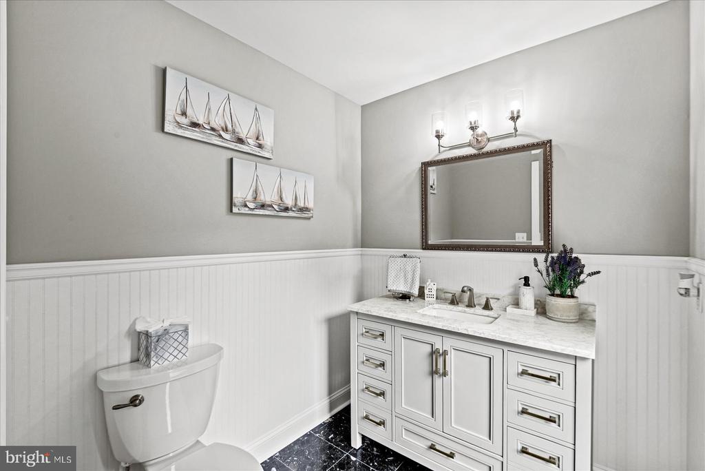 29475 GOOSE POINT COURT